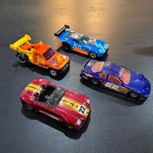 Hot Wheels Diecast Cars lot of 4